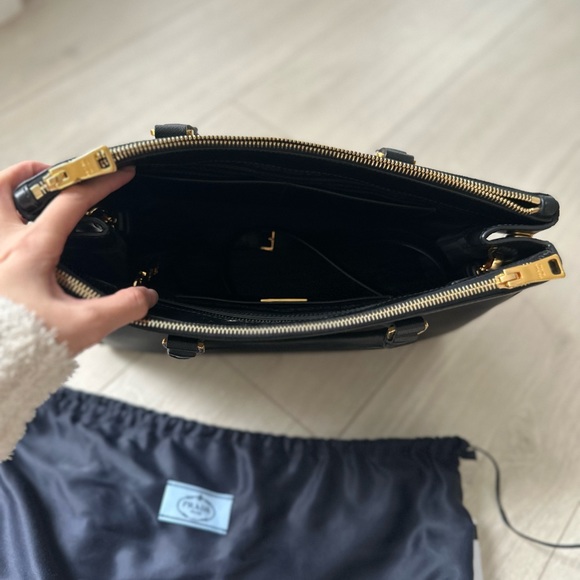 Prada Saffiano Lux Double Zip Tote - Picture 6 of 6